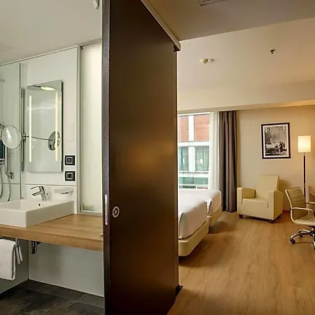 Doubletree By Hilton 4* Milán