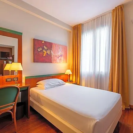 Raffaello Hotel