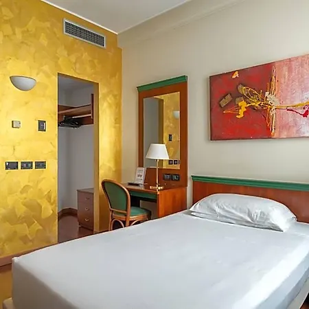 Hotel Raffaello 4*