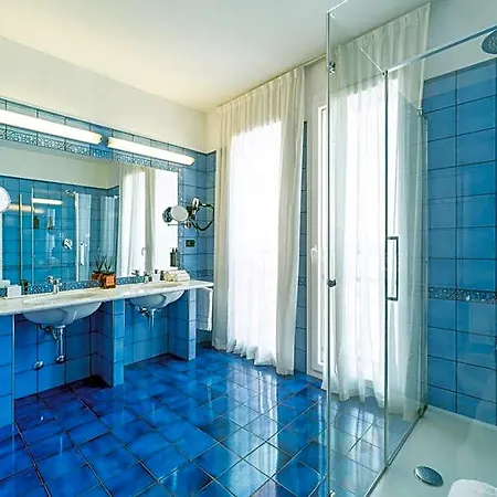 Hotel Raffaello 4*