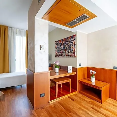 Raffaello Hotel 4*