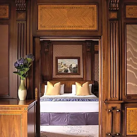 Hotel Principe Di Savoia - Dorchester Collection 5*