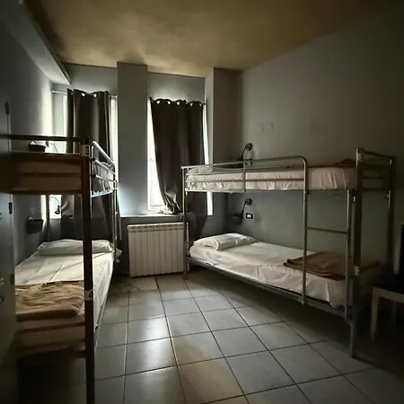 Hostal Monkey *
