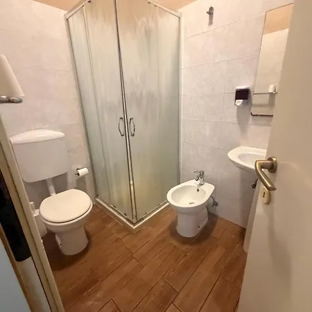 Hotel Corvetto - Monkey