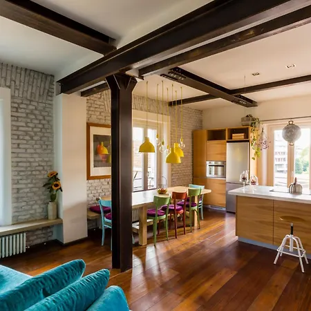 Stellar Design 2br Loft Next To Navigli & Duomo Appartement