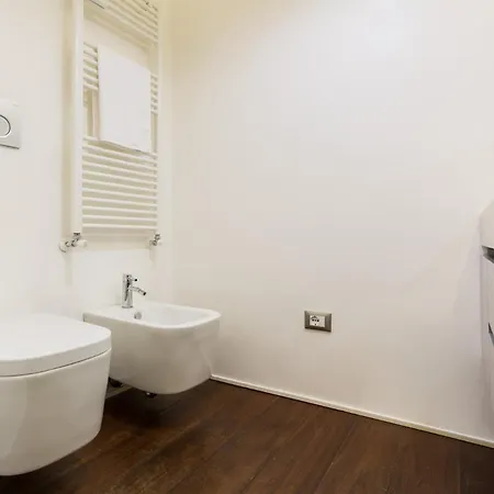 Appartement Stellar Design 2br Loft Next To Navigli & Duomo Milan