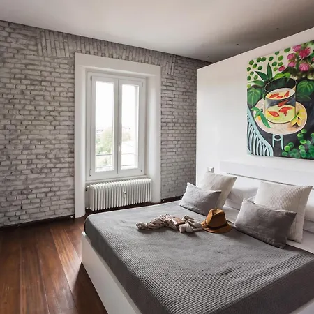Stellar Design 2br Loft Next To Navigli & Duomo Appartement *