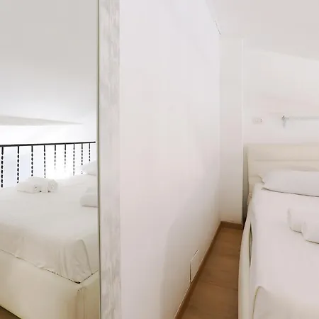 Primopiano - Schiaparelli B Flat Apartamento *