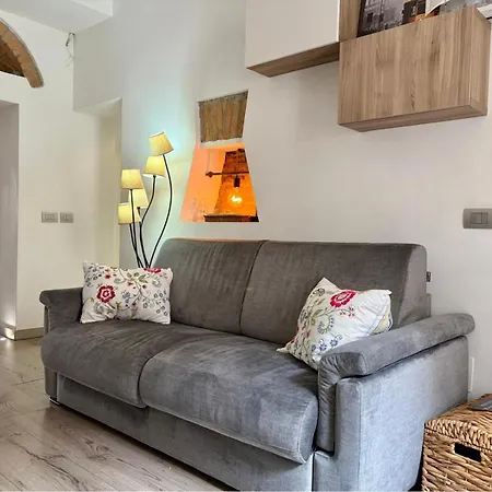 I Della Apartment