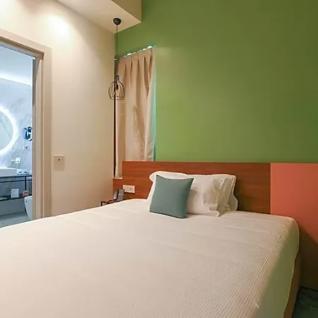 The Floor Hotell