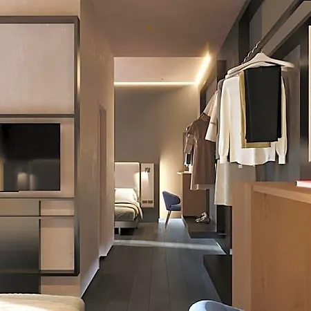 Kira Hotel 4*