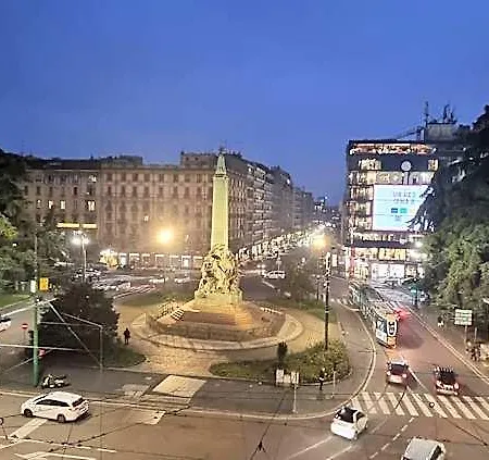 Casa Storica Piazza 5 Giornate Pensión