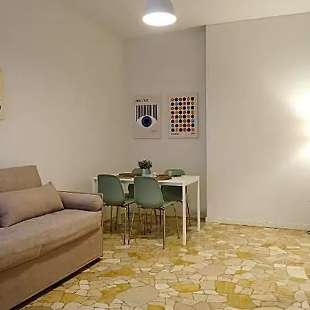 Navigli - Via Tortona Hotel Milan