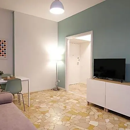 Navigli - Via Tortona Hotel