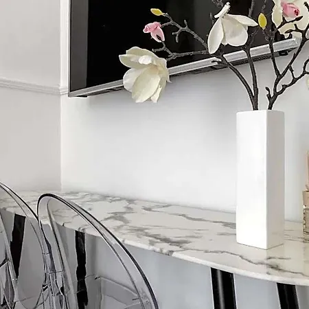 Altido Chic 1-br Flat Near Sempione Park Hotel