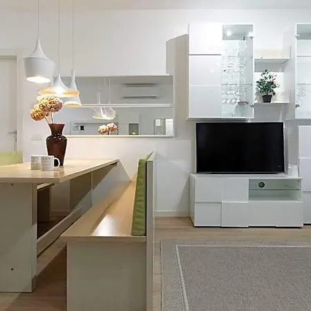 Italianway - Compagnoni 12 - Mirabel 4*