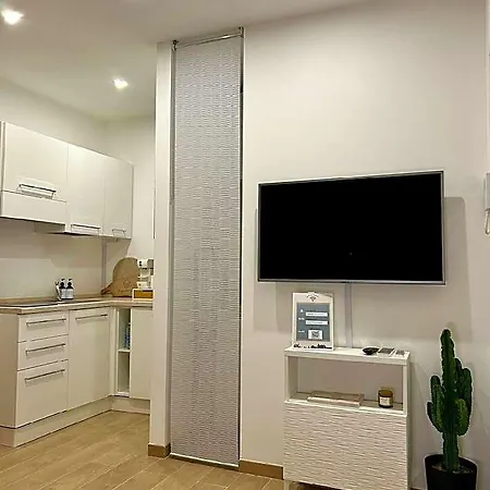 Navigli-bocconi - Peque Home, Wi-fi アパート ミラノ
