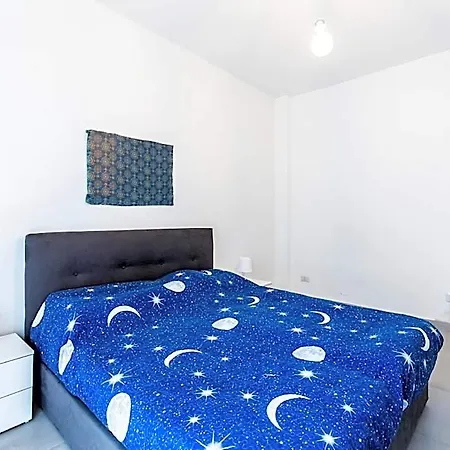 Trilocale Noverasco Ieo 1 3* 밀라노