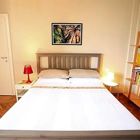 Comfy And Quiet, Great Location