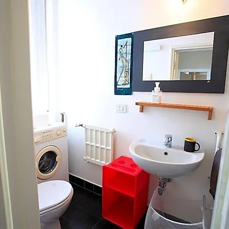 Comfy And Quiet, Great Location *