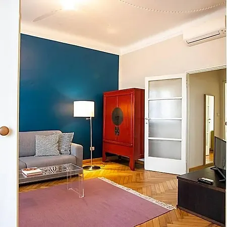 Comfy And Quiet, Great Location Appartement Milan