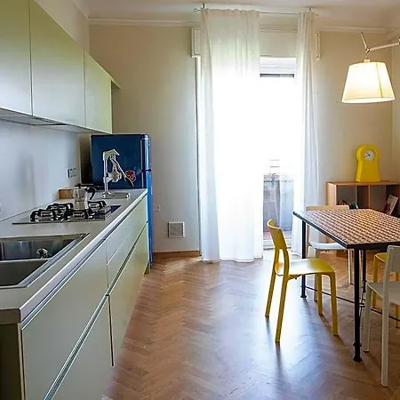Comfy And Quiet, Great Location *