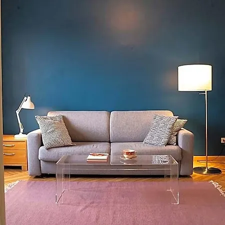 Comfy And Quiet, Great Location *
