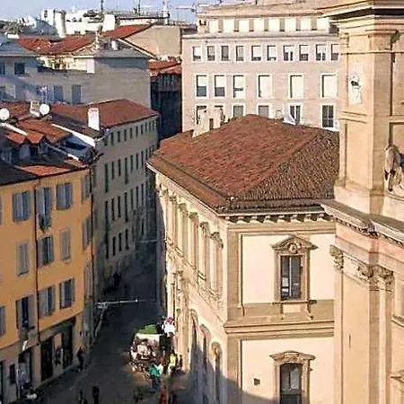 Lupetta - Piazza Sant'alessandro, 3 Hotel