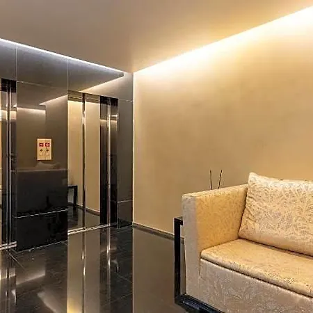 Nj & Hotel Milaan