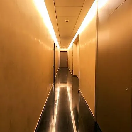 Nj & Hotel 4*