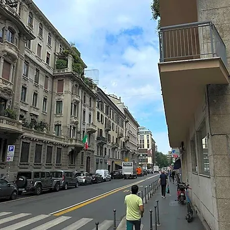 Moscova Luxury Bruno Milan