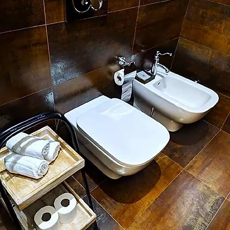 Tony Appartment- In The Heart Of Hotel 4*