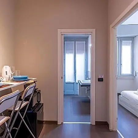 Sant' Ambrogio Ensuite 5* Mailand