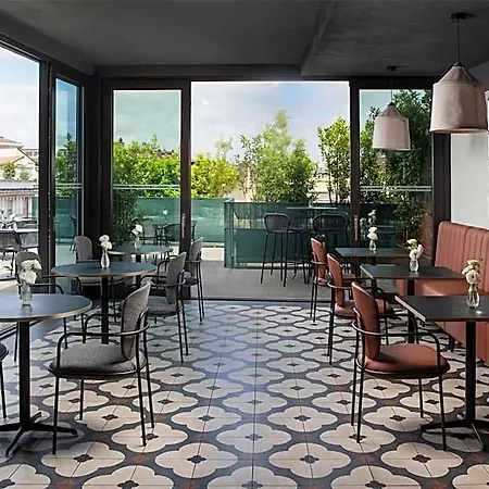 Corso Buenos Aires 4*