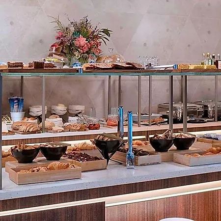 Corso Buenos Aires 4*