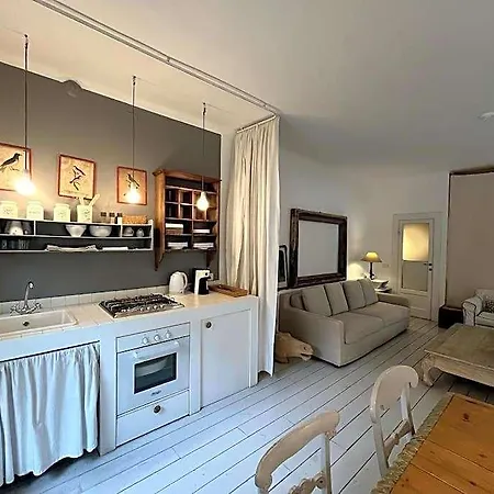 Stylish Courtyard Loft Citylife 別荘 *
