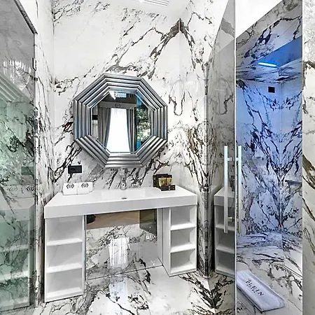 The Plein - Small Luxury Of The World Hotel