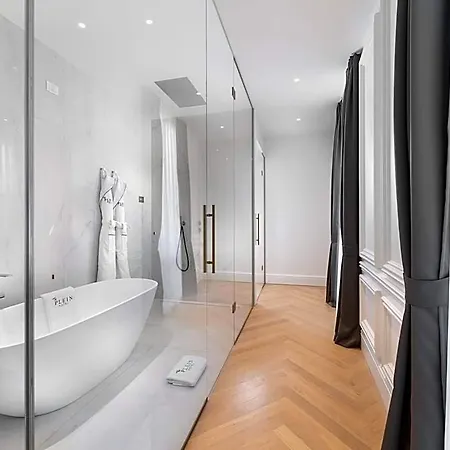 Hotel The Plein - Small Luxury Of The World 5*