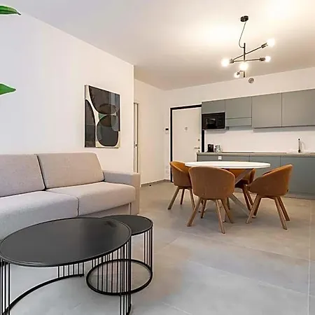 Relstay - De Angeli 4*
