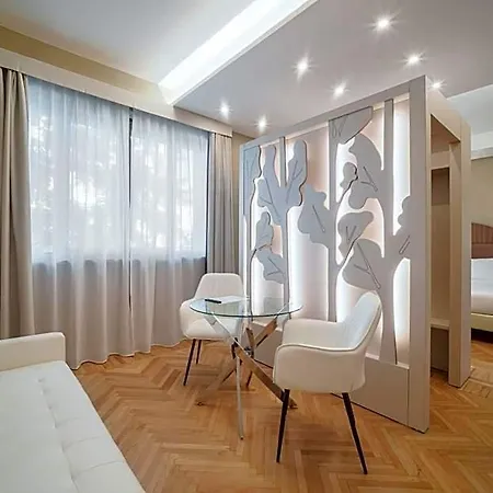 Ticinese شقة فندقية