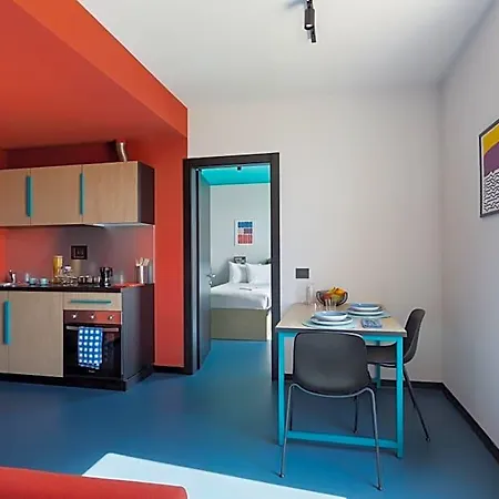 Hostel Cx Nom