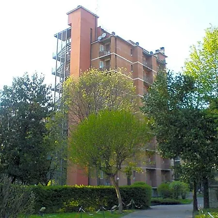Otel Ih Argonne Park 3*