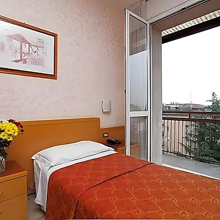 Ih Argonne Park 3* Milano