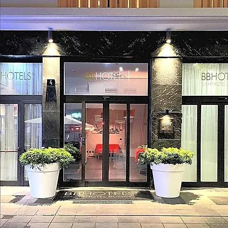 מלון Bb Smarthotel Duomo 4*