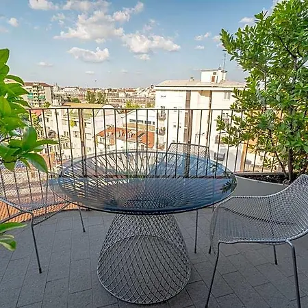 Fiftyfive-one Zuretti Hotel apartamentowy