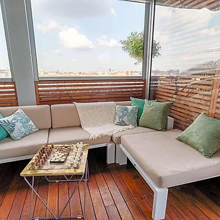 Fiftyfive-one Zuretti Aparthotel