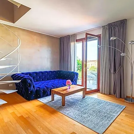Fiftyfive-one Zuretti Hotel apartamentowy Mediolan