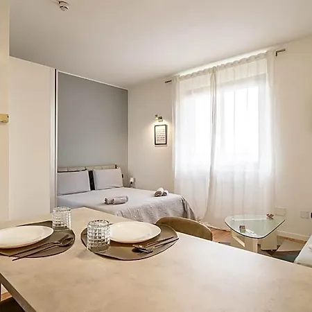 Monolocale Ovidio Design Couette-café