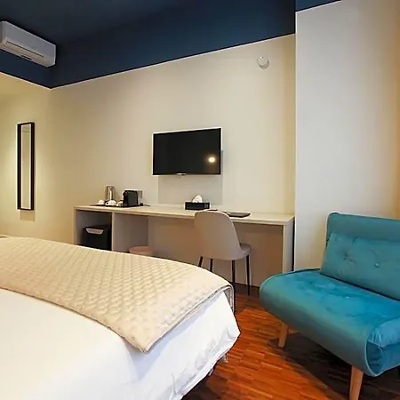 Cvm 19 Hotel