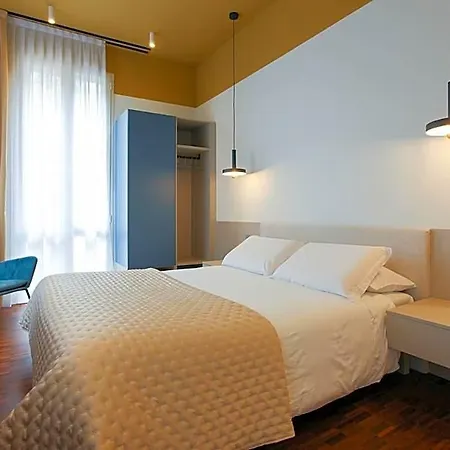 Cvm 19 Hotel Milán